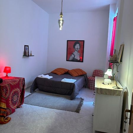 Makefemmina Hotel Napoli Ngoại thất bức ảnh